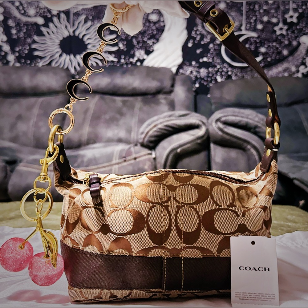 Vintage Coach Y2K soho shoulder Bag small Gold and Brown Designer Shoulder Bag - Picture 3 of 17
